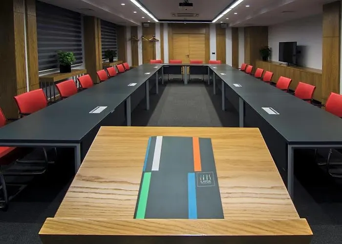 Ilayda Avantgarde 4* Kusadası