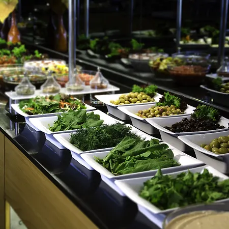 伊莱达先锋酒店 4*