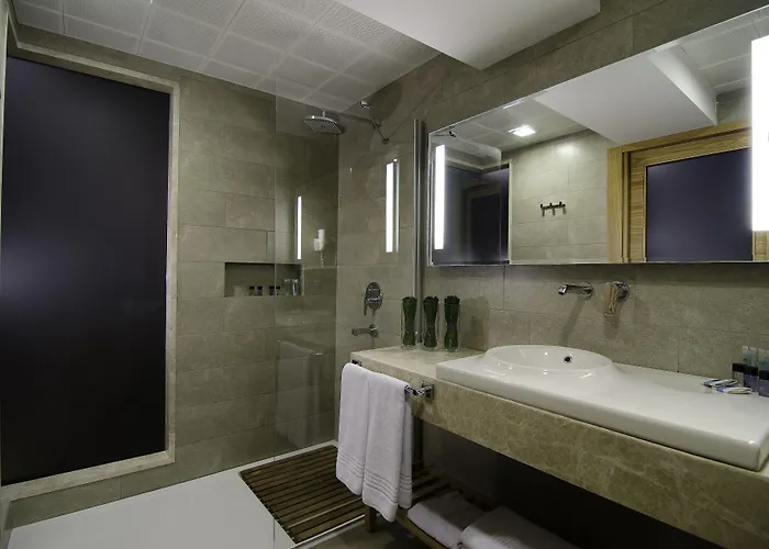 Ilayda Avantgarde Kusadası