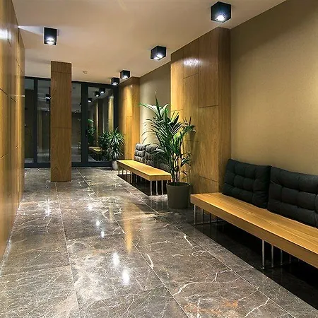 Ilayda Avantgarde Kusadası